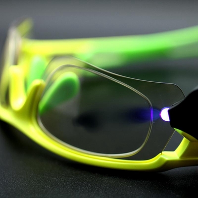 拓步發(fā)布嵌入式全天候運(yùn)動(dòng)光學(xué)變色太陽(yáng)鏡 重新定義騎行眼鏡的多功能性與全天候適應(yīng)性